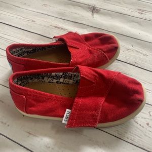 Toddler Red Toms Shoes
